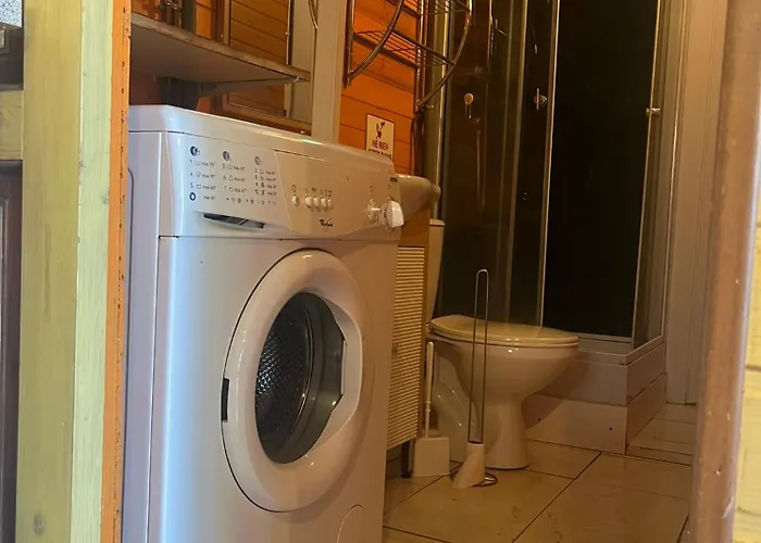 Les Pieds Dans L'eau, Acces Prive Au Lacapelle-Viescamp