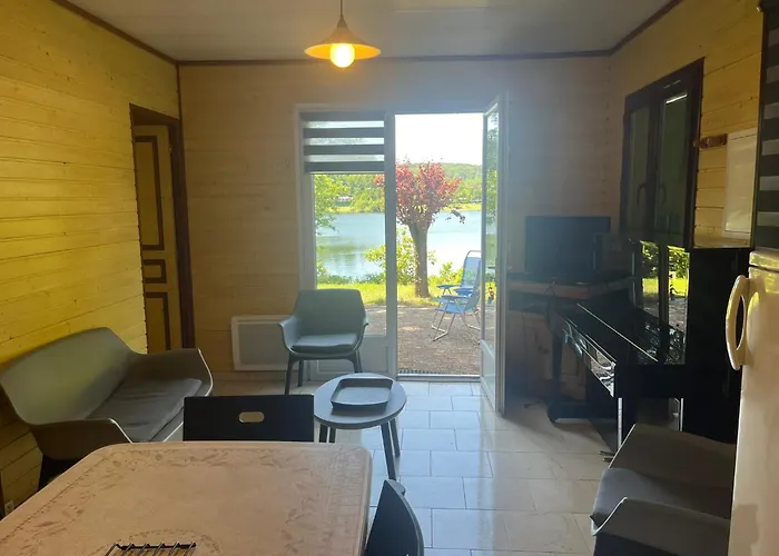 Les Pieds Dans L'eau, Acces Prive Au Holiday home