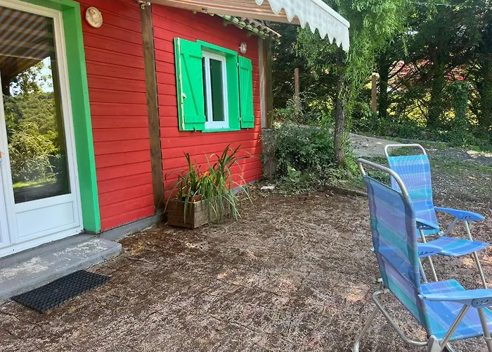 Les Pieds Dans L'eau, Acces Prive Au Lacapelle-Viescamp